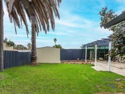 27 Dagmar Way, Swan View