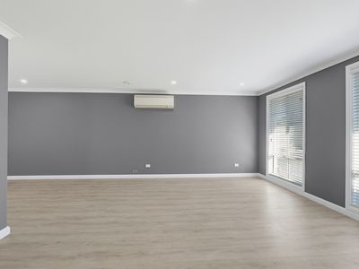 24 Peppermint Drive, Worrigee