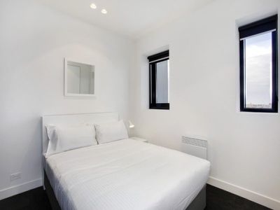 1606 / 14 Claremont Street, South Yarra