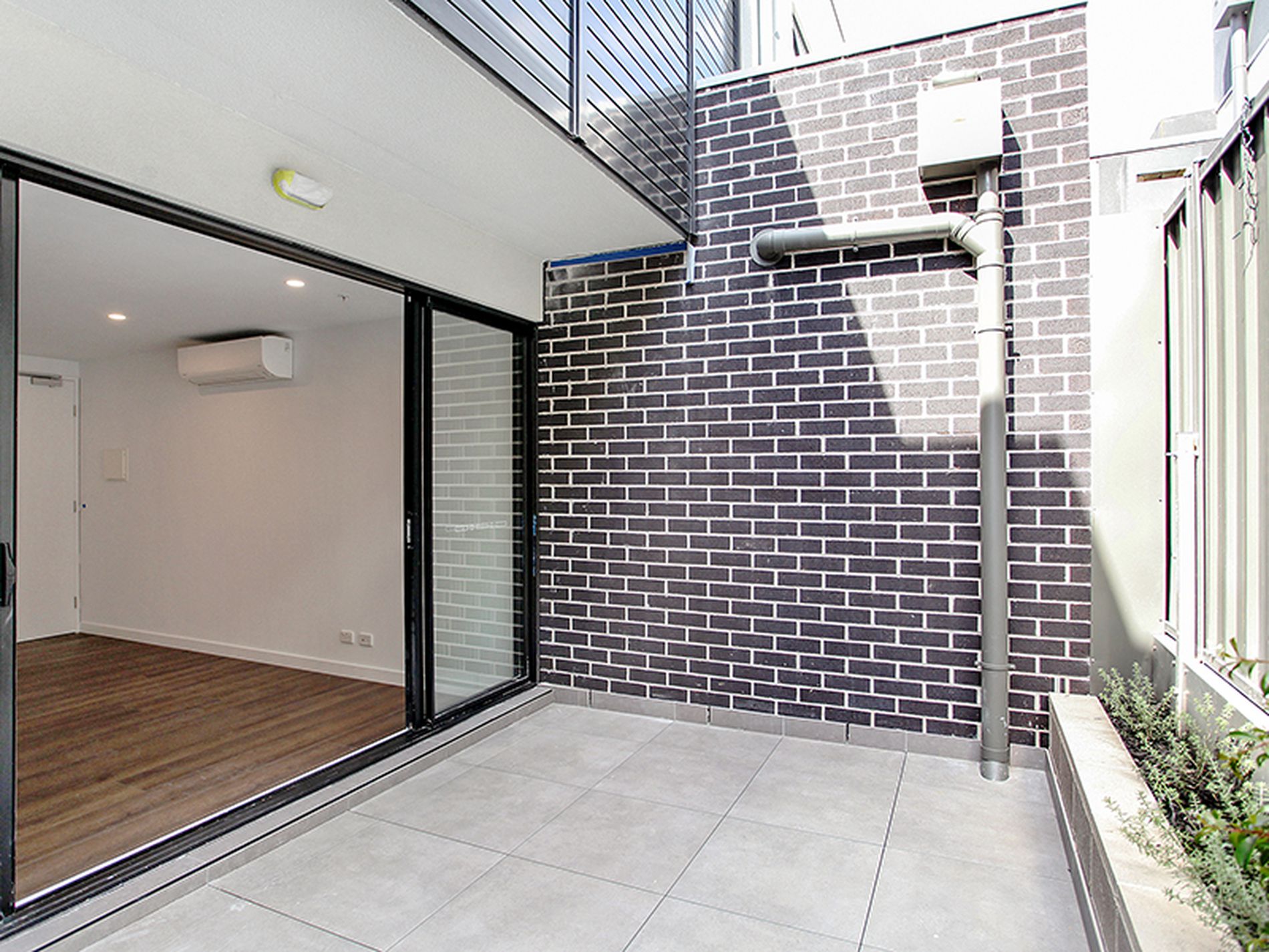 G06 / 59 Droop Street, Footscray