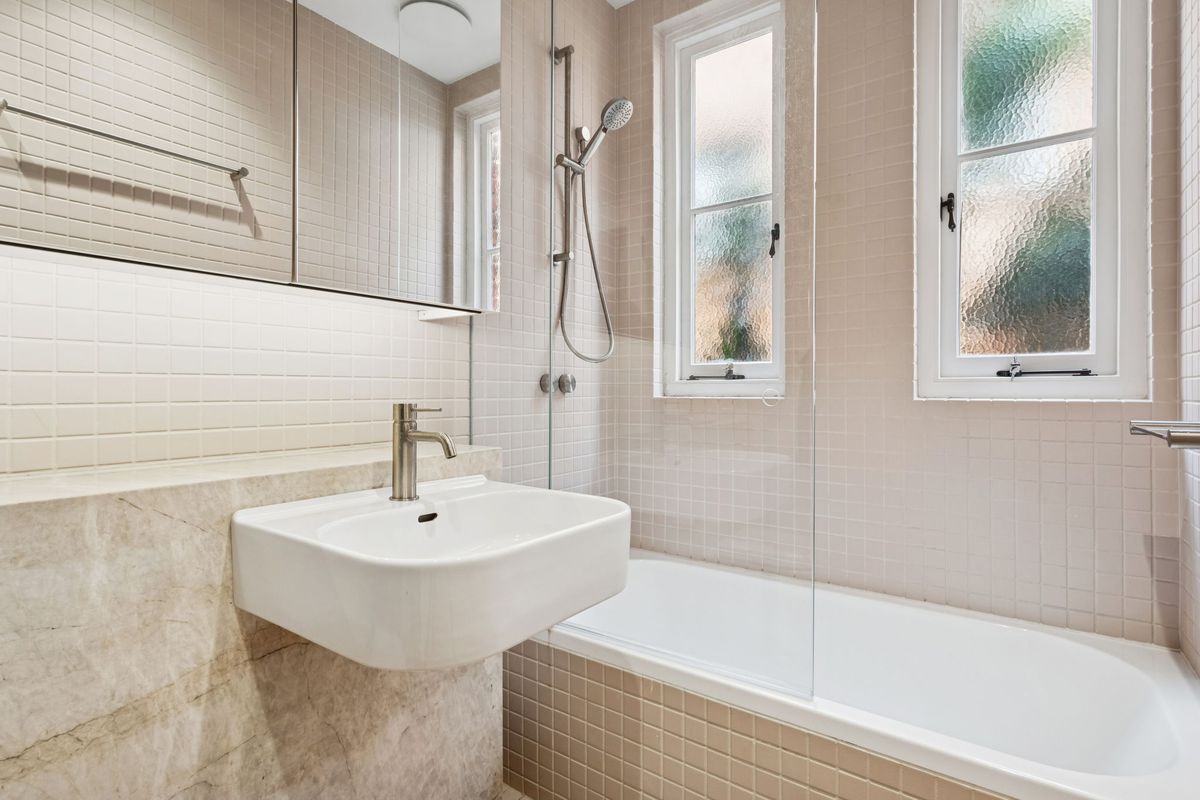 4 / 50 Sir Thomas Mitchell Road, Bondi Beach