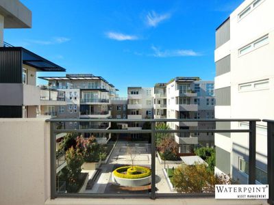 27 / 5 Bay Drive, Meadowbank