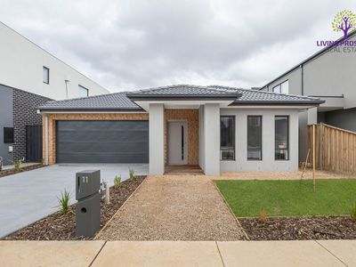 11 Art Deco Drive, Deanside