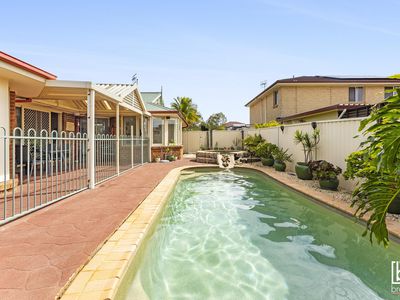 3 Walnut Close, Hamlyn Terrace