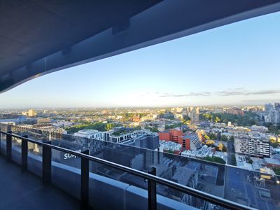 2511 / 555 Swanston Street, Carlton