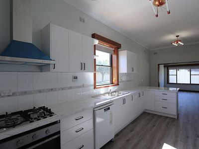 7 Peters Street , Mount Gambier