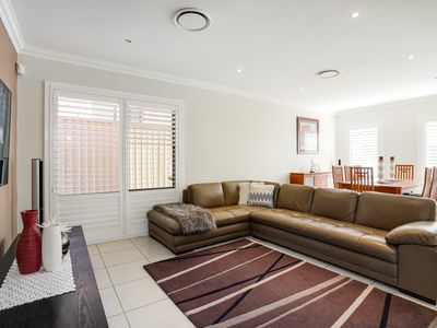32 Wainewright Avenue, West Hoxton