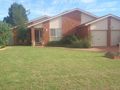 5 Oakmont Avenue, Dubbo