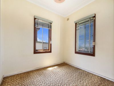 7 First (North) Avenue, Warrawong