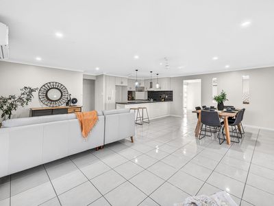 47 Monash Way, Ooralea