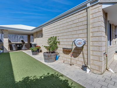 21 Spiral Flag Road, Yanchep