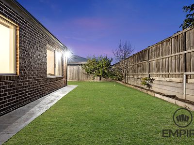 11 Sandymount Drive, Clyde North