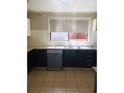 1 / 24 Salisbury Street, Werribee