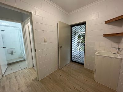 11 Turner Avenue, Atherton