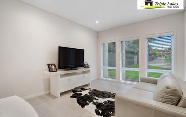 12 Gordon Avenue, Summerland Point