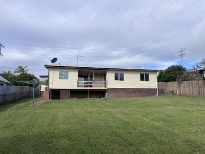 7 Twelfth Avenue, Atherton