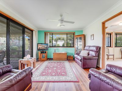 9 Moore Road, Oakdale