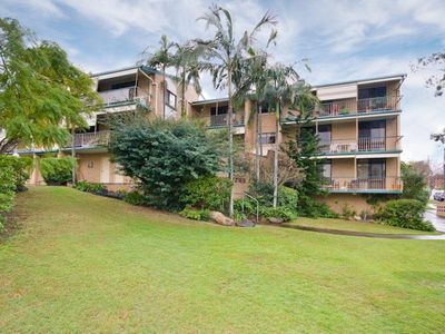 4 / 32 Ward Street, Indooroopilly