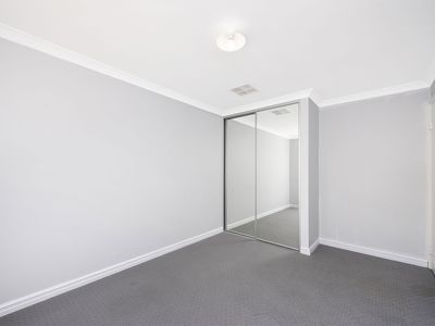 180 Lagoon Drive, Yanchep