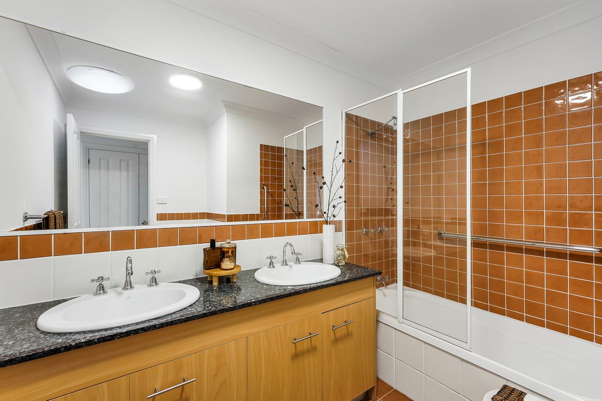 2 / 35-41 Cutler Drive, Wyong