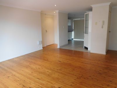 8 / 61 lachlan st, Liverpool