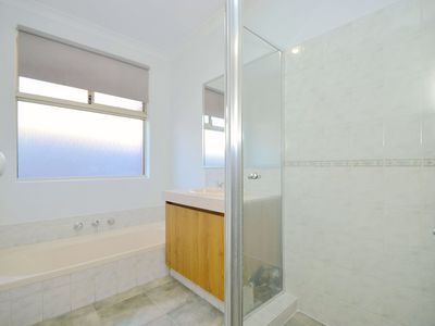 18 Driftwood Court, Thornlie