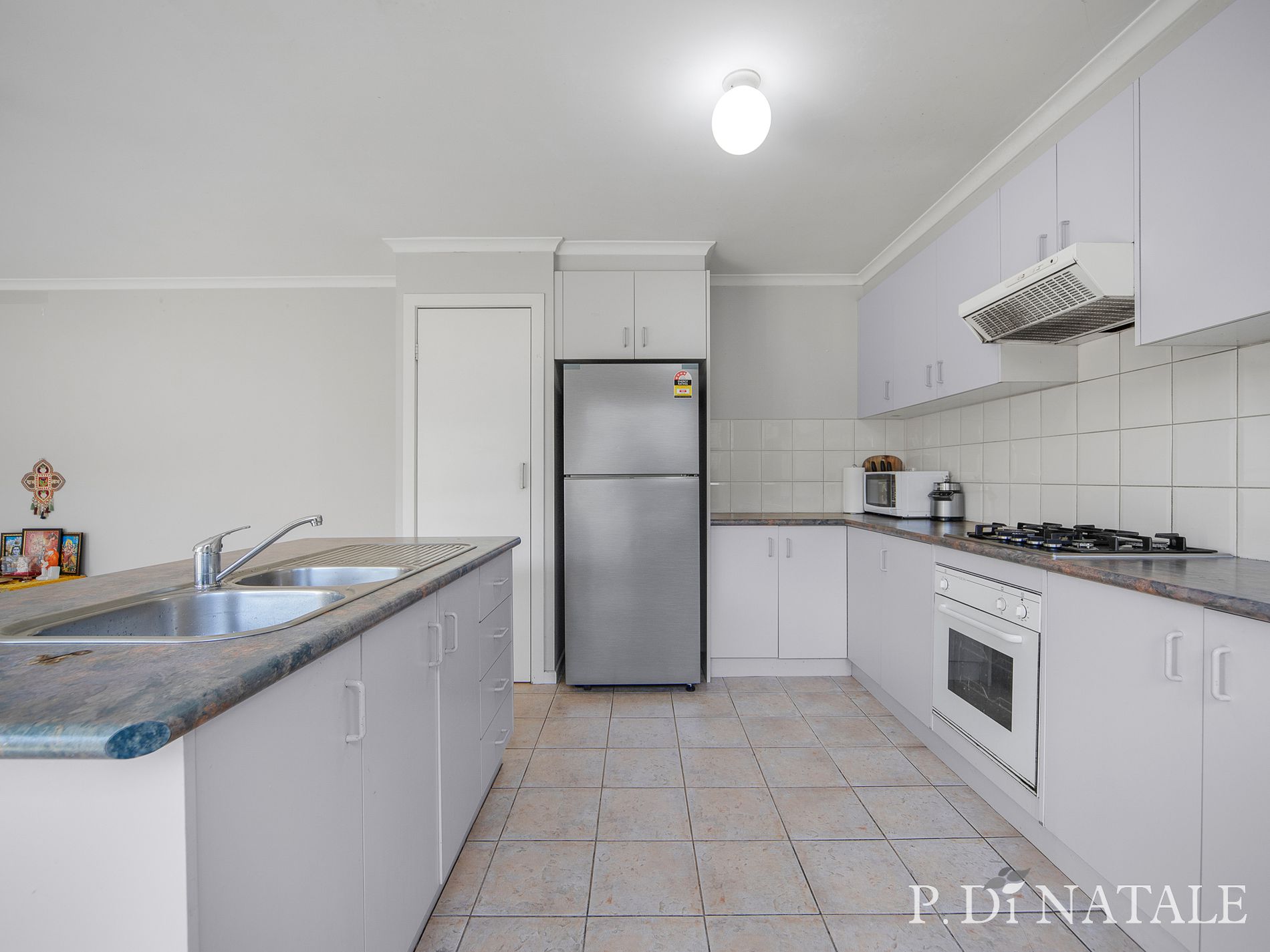 2 / 24 Coolabah Crescent, Hoppers Crossing