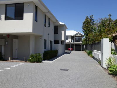 4/92 Surrey Road, Rivervale
