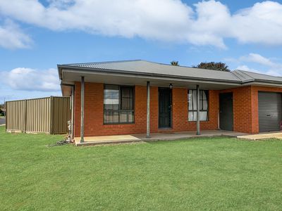 2A Thornett Place, Dubbo