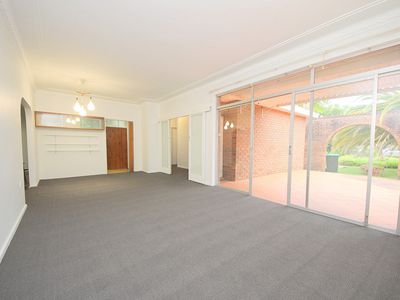 55 Endeavour Road, Georges Hall