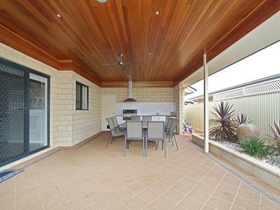 32 Tumbarri Way, Hannans