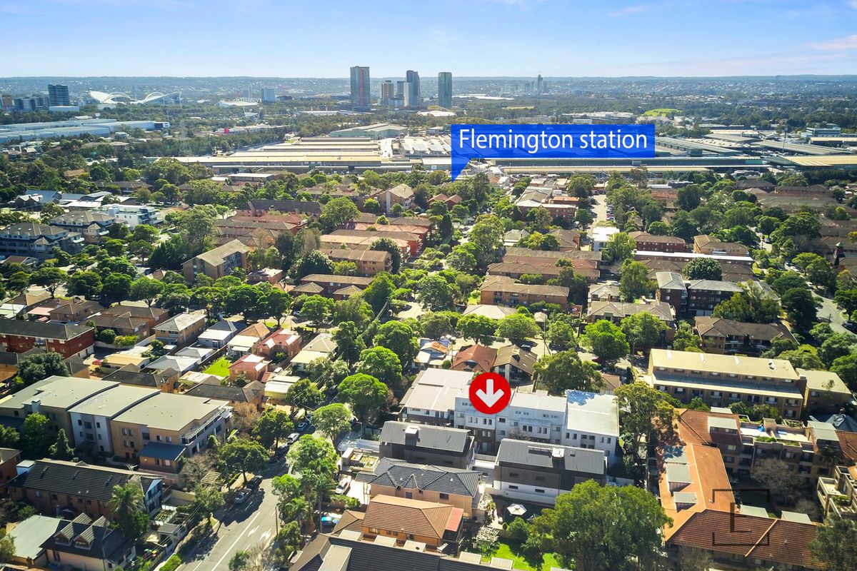 44 Henley Road, Homebush West
