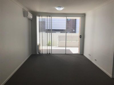 5 / 2 St Andrews Place, Dundas