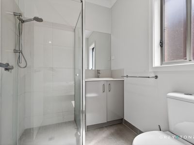 10 Riverton Boulevard, Harkness