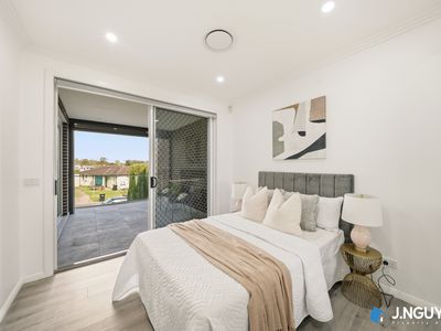 15a Thomas Avenue, Lurnea