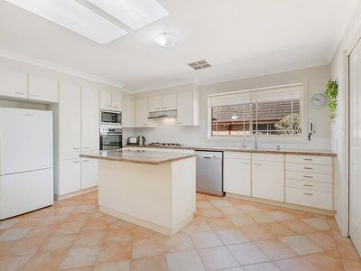 4 Hampshire Court, Cherrybrook