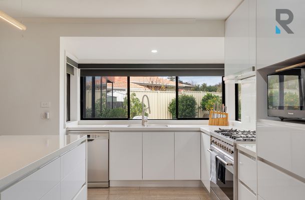 10 Hovea Close, Meadow Heights