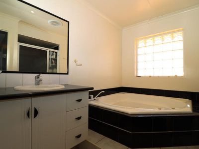 16 Trumpet Way, South Hedland