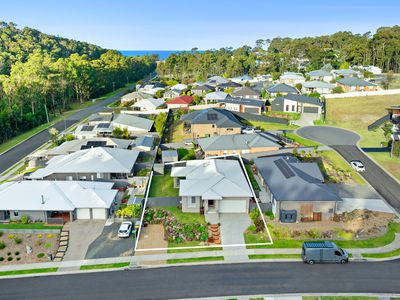 4 MCKENZIES CRESCENT, Malua Bay