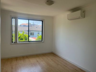 10 Malouf Street, Canley Heights