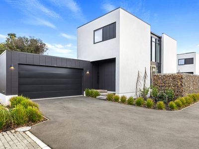 1 / 899 Ferry Road, Ferrymead