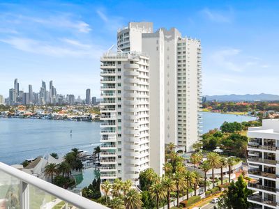1601 / 4 COMO CRESCENT, Southport