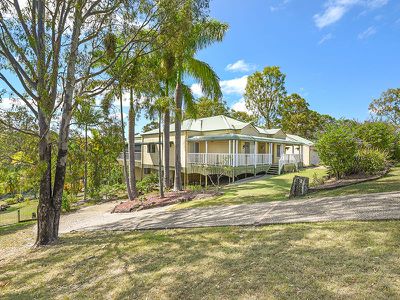 42 Clarence Drive, Helensvale