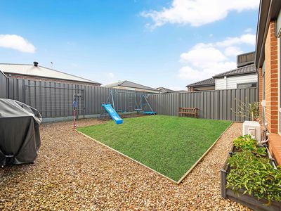 21 Mediterranean Avenue, Clyde