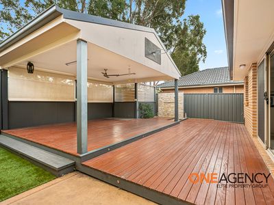 8 Spears Place, Horsley