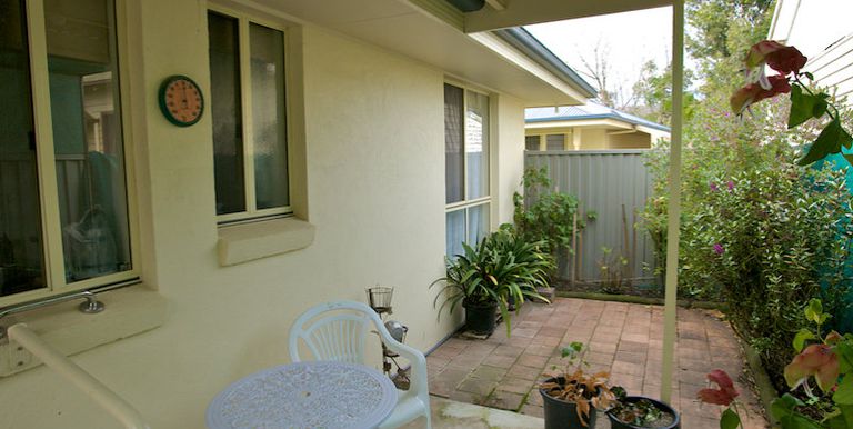 5 / 3-5 Weir Street , Euroa