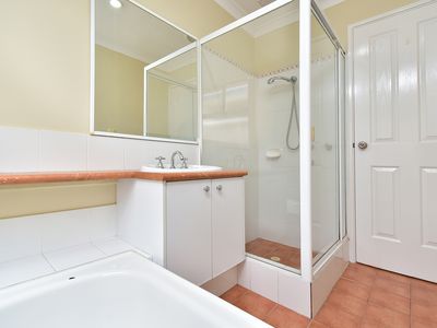 5 / 10 Siderno Rise, Hocking