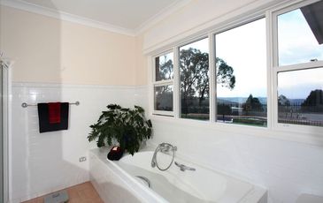 576 Salisbury Road, Beaconsfield Upper
