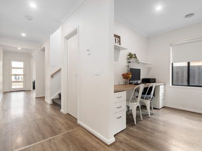 47 Beaconsfield Court, Somerville