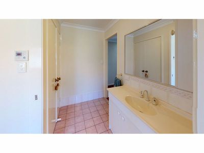 7 Gwydir Court, Dubbo